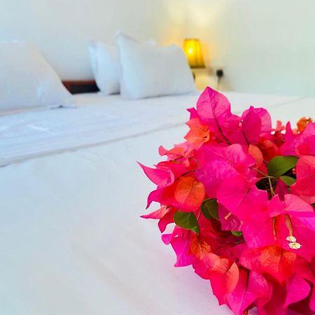 Aaliya Bay Hotel Arugam Bay Kültér fotó